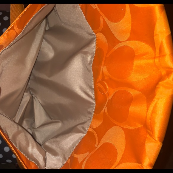 Coach Orange Messenger bag 💼 - Picture 8 of 8